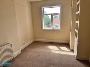 Bedroom- click for photo gallery
